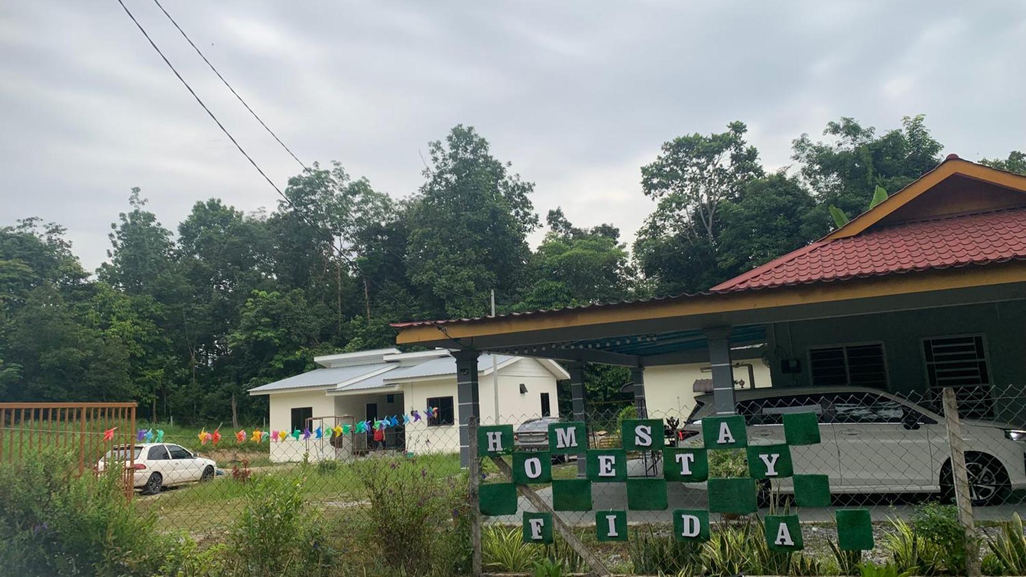 Bilik Umar Apartamento Gerik Exterior foto